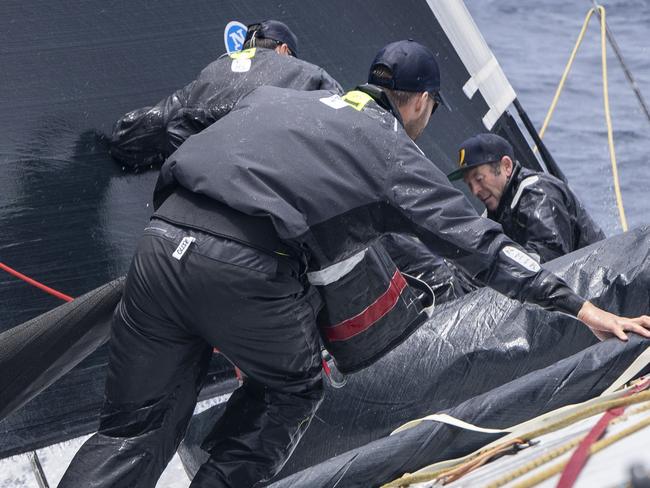 Beanies, bear suits, boiled-in-the bag food for Sydney to Hobart