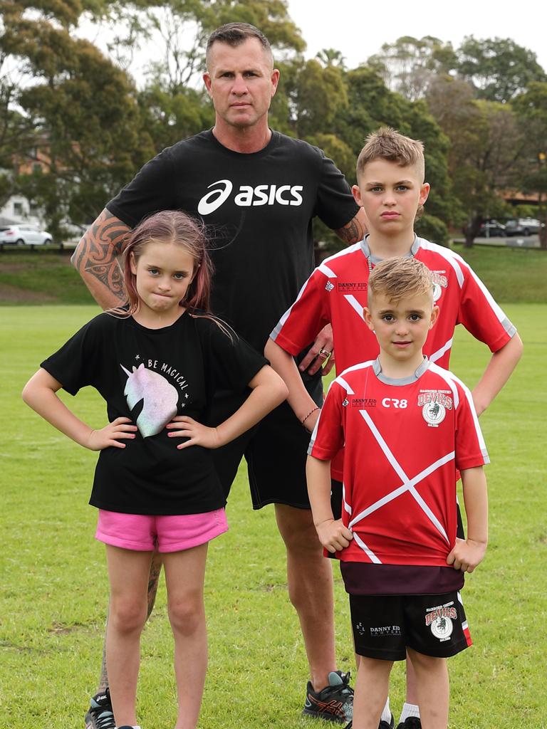 Shannan Ponton with kids (clockwise, from left) Milla, Maxi and Bronx. Picture: Peter Bowes