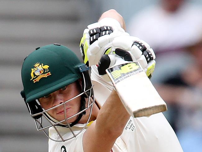 Day 4 of the 4th Ashes test. Australia vs England at the MCG. Steve smith drives .Pic: Michael Klein