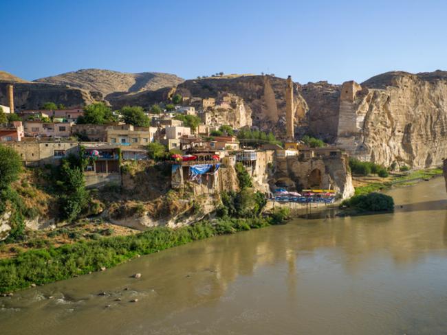 batman, turkey - September 6, 2013: People are living by coast of river tigris at historical city of hasankeyf batman turkey