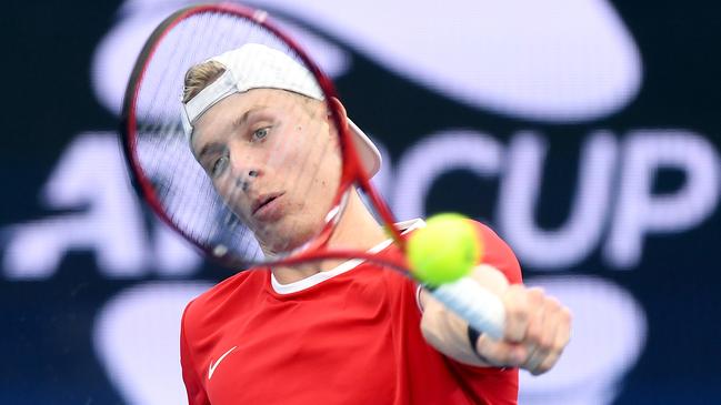 Canada’s Denis Shapovalov won a tough match against Greece’s Stefanos Tsitsipas.