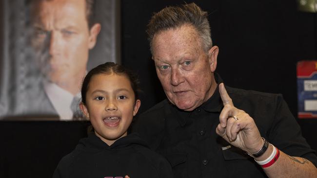 SYDNEY, AUSTRALIA - NewsWirePhotos - Saturday, 22 June 2024:Robert Patrick terminator and Kayla Malachi 6 pose for a photo at Supanova,  Sydney Show Ground Olympic Park. Picture:NewsWire/ Monique Harmer