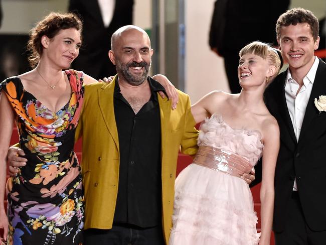 Gaspar Noe Love Shocks Cannes With Sex Ejaculations And Orgies News