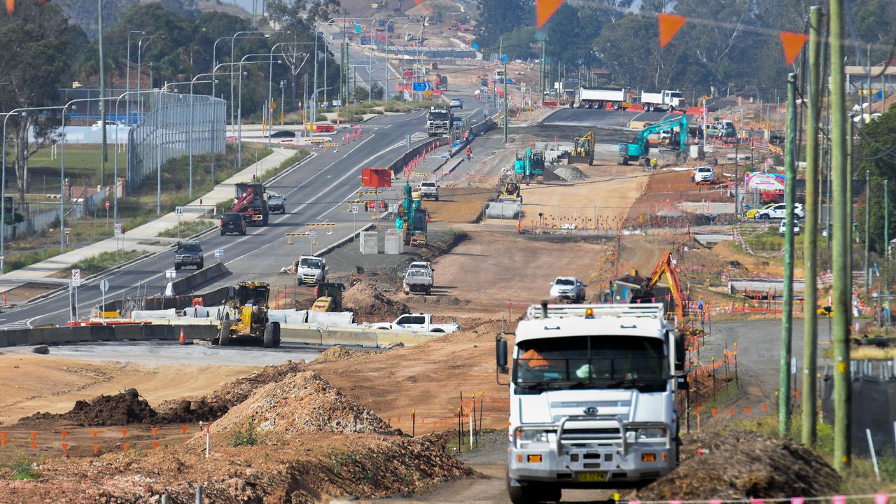 Federal Budget 2018: Transport and roads boost to bust congestion ...