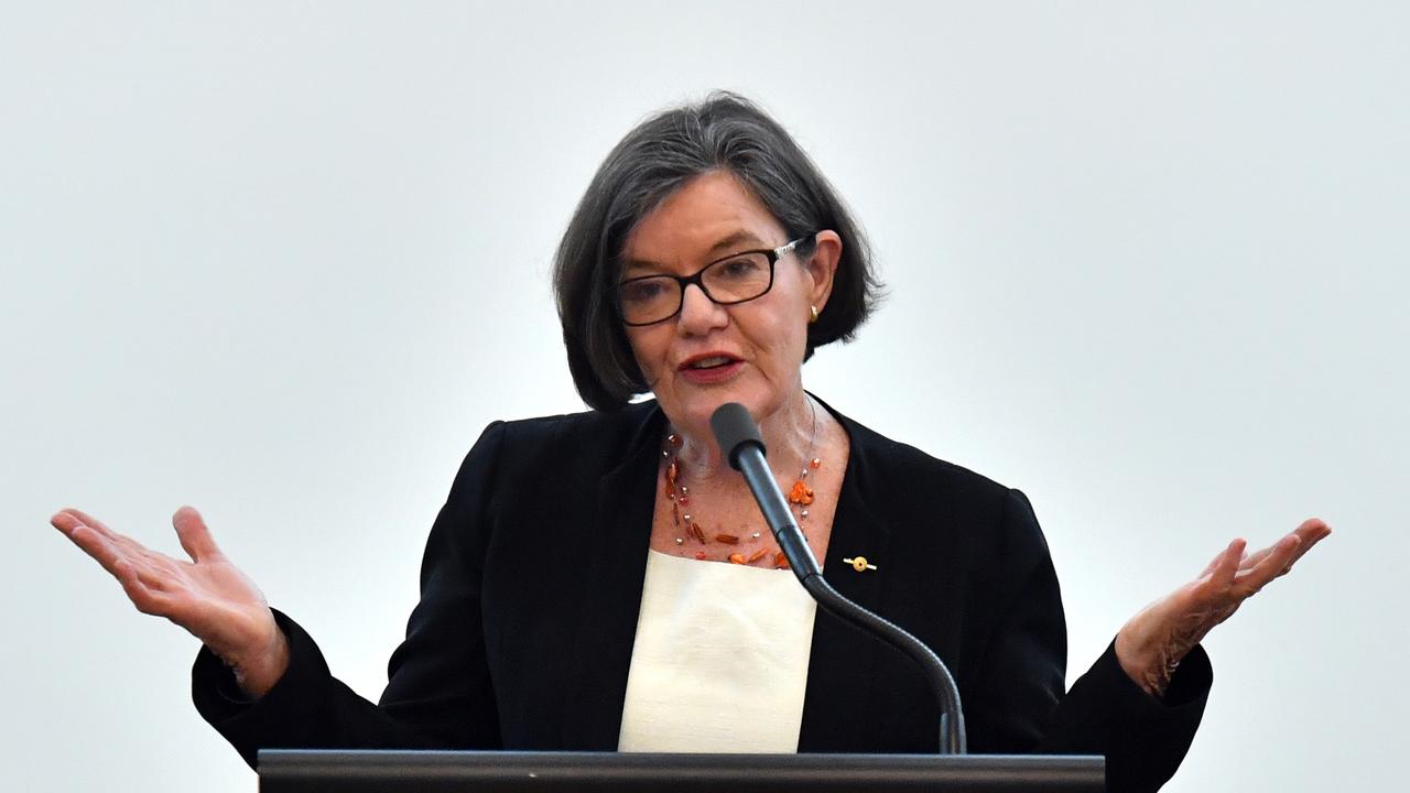 Independent wave rolls out of regions to rattle Canberra