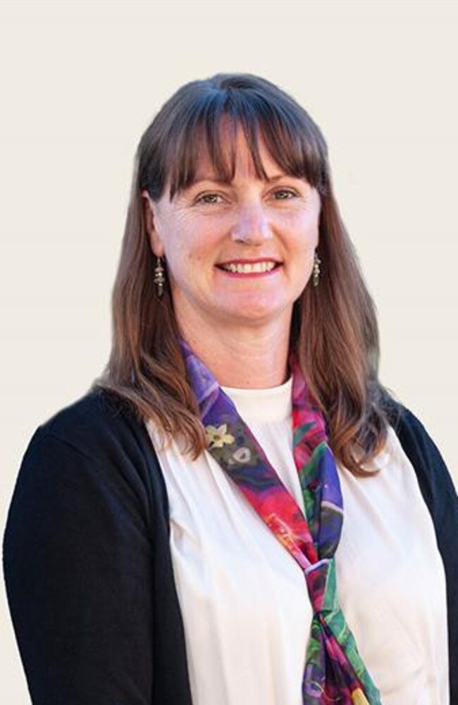 Southern Downs councillor Morwenna Harslett is the latest female leader to be targeted by cowardly online bullying. Photo: SDRC