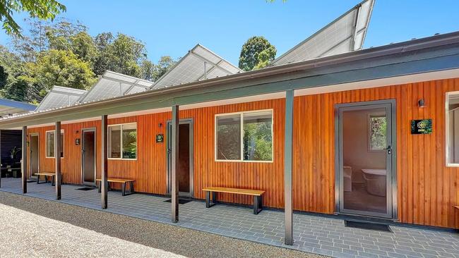 Former television chef Pete Evans and his wellness advocate wife Nicola Evans have secured an offer for their Northern Rivers cooking retreat which was listed in January.