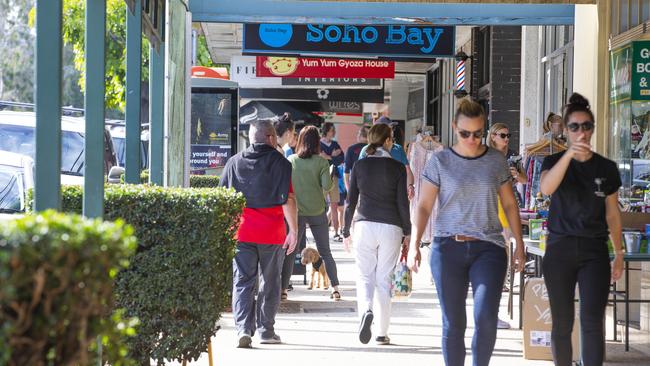 Shoppers return to Oxford Street Bulimba during easing of COVID-19 restrictions. Picture: Renae Droop