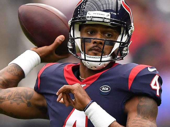 HOUSTON, TEXAS - OCTOBER 06: Deshaun Watson #4 of the Houston Texans looks to pass in the first quarter against the Atlanta Falcons at NRG Stadium on October 06, 2019 in Houston, Texas. (Photo by Mark Brown/Getty Images)