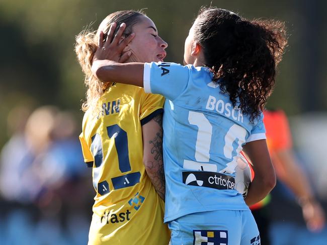 Lourdes Bosch of Melbourne City strikes Brooke Nunn of the Mariners as tempers flared. Picture: Robert Cianflone/Getty Images