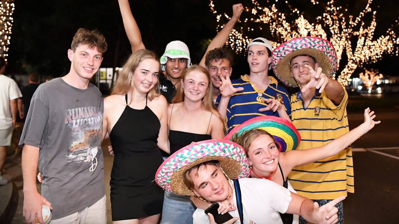 Noosa Schoolies Red Frogs Noosa Mayor Clare Stewart 