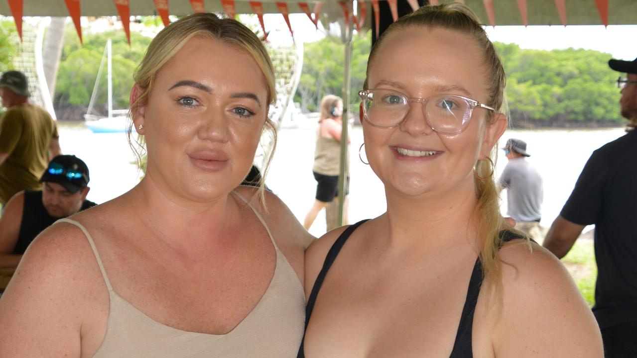 Saghl Thompson and Amanda Bostock at Savour TNQ at Port Douglas Carnivale on May 25. PIcture: Bronwyn Farr