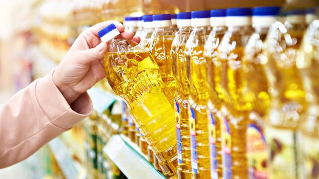 In general, the healthiest oils are liquid and plant-based. Picture: iStock