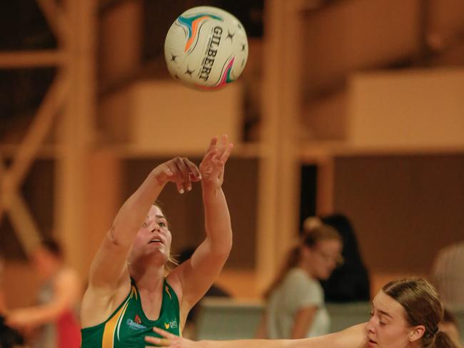 Pints’ Elizabeth Paice was a standout in defence during her team’s 42-37 loss to Tracy Village in Round 4 of Darwin Premier League Netball. Picture: Glenn Campbell