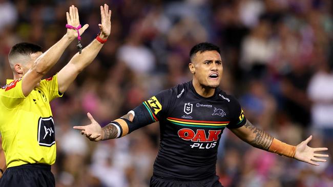 Spencer Leniu of the Panthers reacts after Referee Peter Gough shows him ten minutes in the sin bin . (Photo by Brendon Thorne/Getty Images)