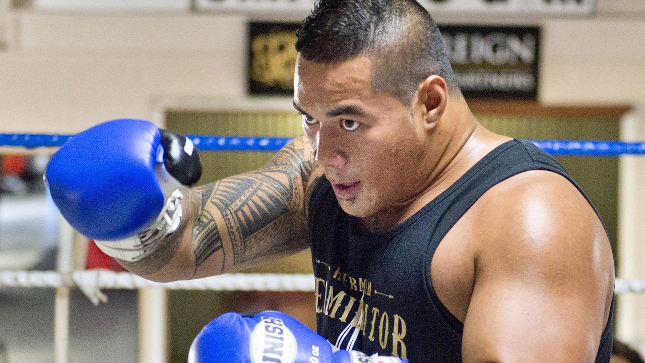 Herman Ene-Purcell in training at Smithy's Gym. Paul Gallen to fight Herman Ene-Purcell in Toowoomba on the 29th January. Wednesday, Jan 27, 2016.