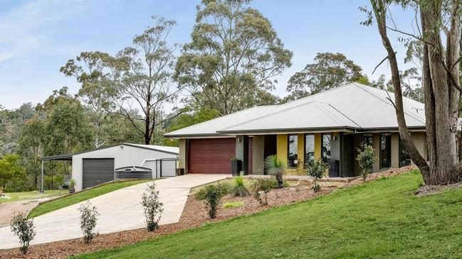 31 Zuccoli Dr, Blue Mountain Heights, is for sale.