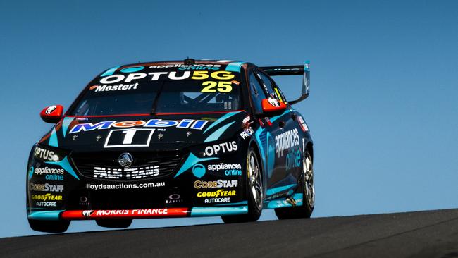 Chaz Mostert throws the #25 Mobil1 Appliances Online Racing Holden Commodore ZB around the Mount Panorama circuit. Picture: Getty Images