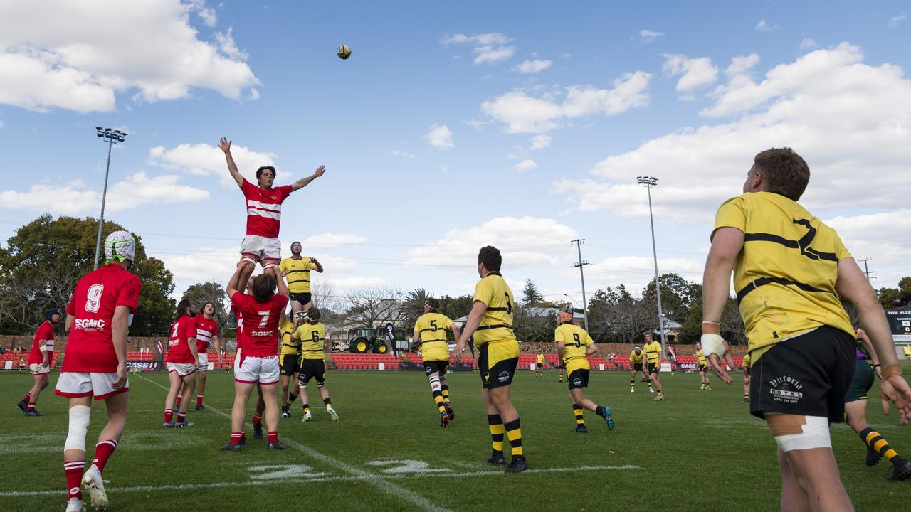 Goondiwindi Emus lineout in the B-grade final. Picture: Kevin Farmer.