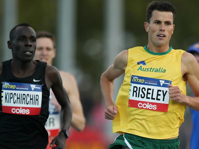 Nitro Athletics at Lakeside Stadium, Melbourne. Jeff Riseley holds of Elijah Kipchirchir to win fpr Australia . Pic : Michael Klein