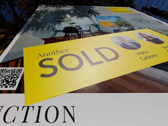 SYDNEY, AUSTRALIA - NewsWire Photos SEPTEMBER 14 2023. Generic housing & real estate house generics. Pic shows a sold sign for an apartment which went to auction in Drummoyne. Picture: NCA NewsWire / Max Mason-Hubers