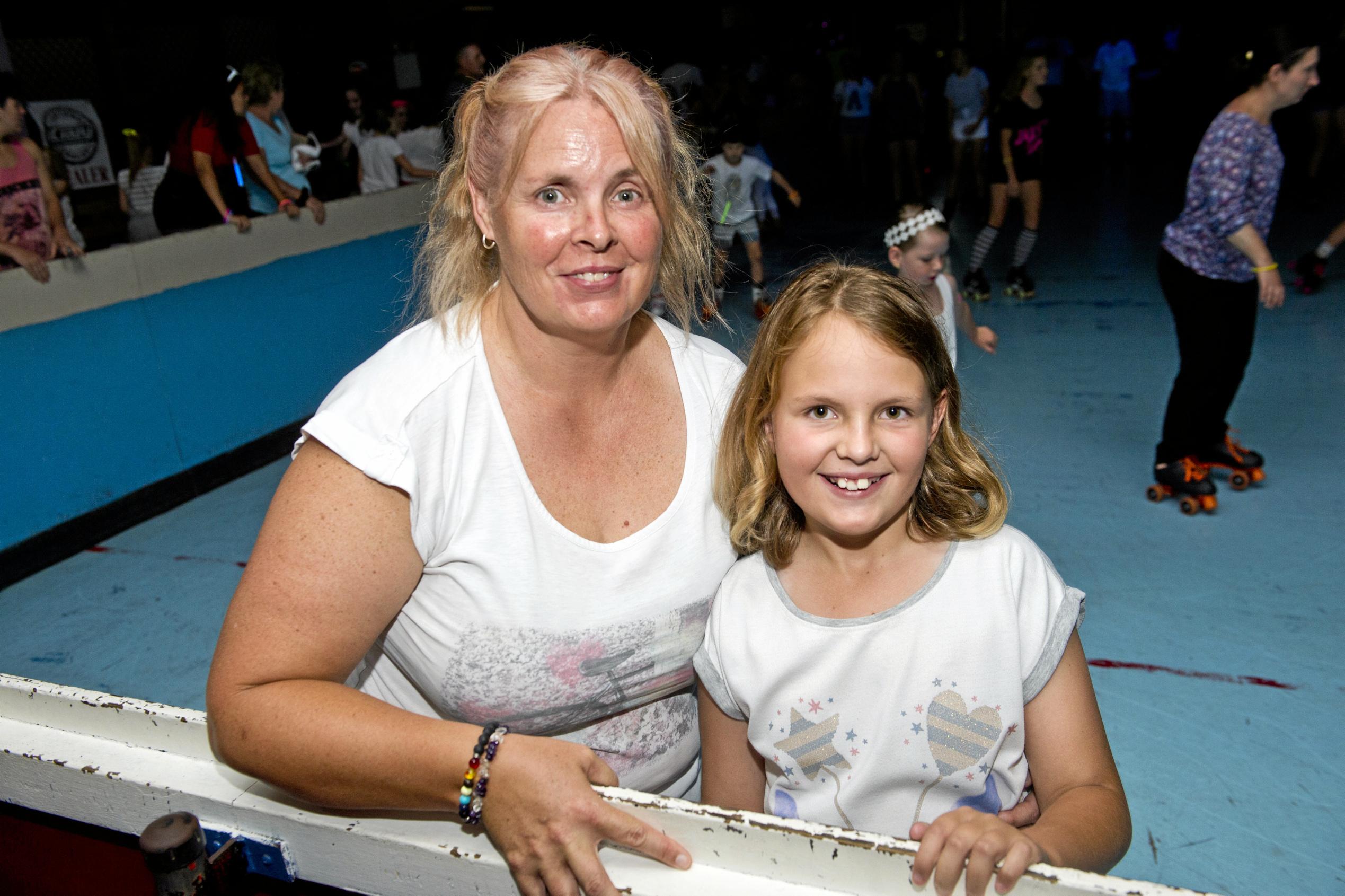 ( From left ) Tammy Nixon and Keelie Nixon at Skate City. Sunday, 28th Jan, 2018. Picture: Nev Madsen