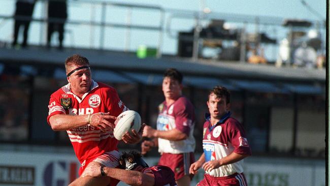 Darren Bradstreet playing for Illawarra against Manly in 1997.