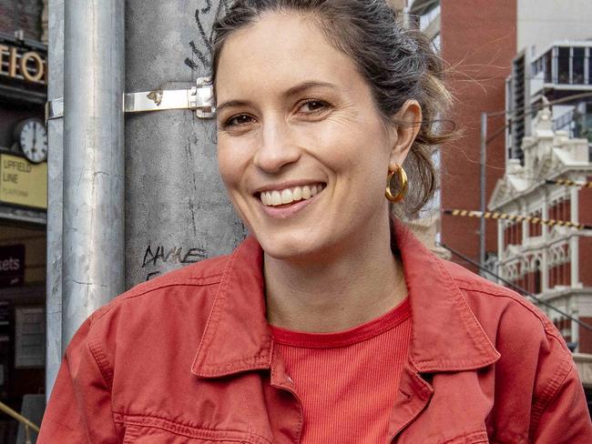 Singer Missy Higgins under the Flinders Street Station clocks. She is set to release a new single called When the Machine Starts Again which is about Melbourne opening up again after lockdown - hence pic in iconic Melbourne location. She's filming a clip for the song on Sunday morning for The Sound, early shoot so there's not a massive amount of people around. Picture: Tim Carrafa