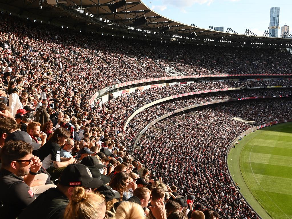 It was a massiv crowd at the ‘G. Getty Images