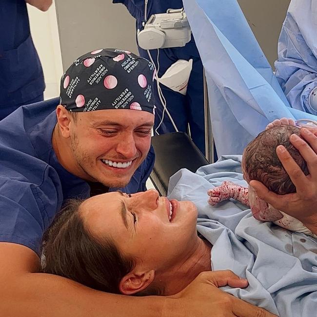 The 31-year-old shared an intimate snap from the delivery room. Picture: Instagram/Kayla Itsines