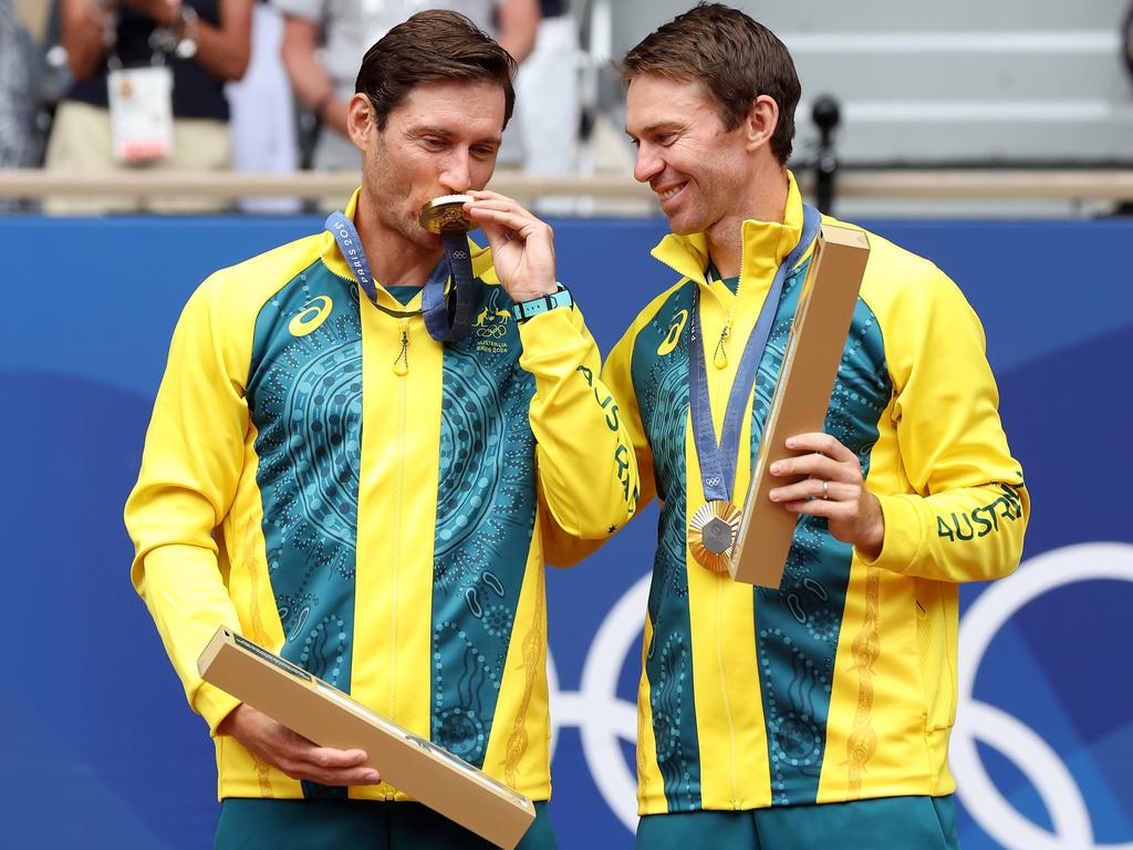 Ebden and Peers on the podium after winning gold. Picture: Getty Images