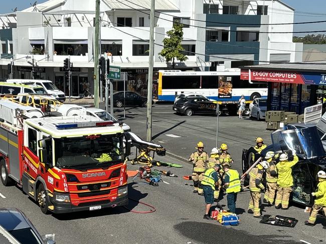 The crash has closed Stanley St East.