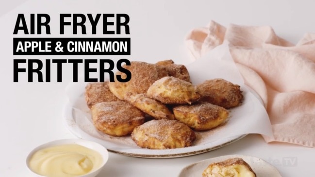 Air fryer apple and cinnamon fritters