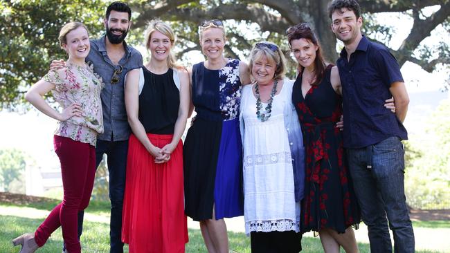 Cast And Fans Celebrate Foxtels Lifeline To Hit Series A Place To Call Home At Picnics Across 
