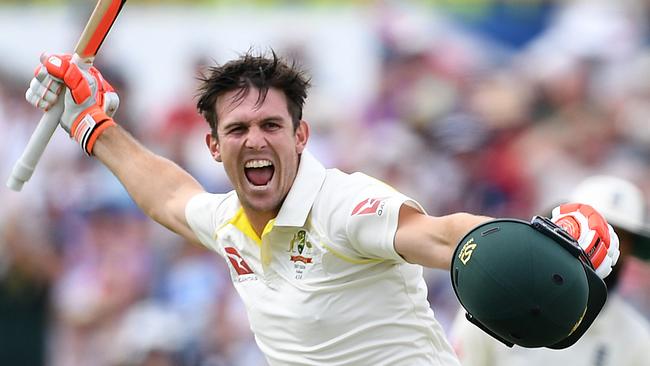 Mitch Marsh put in a stunning shift at the WACA. (AAP Image/Dave Hunt)