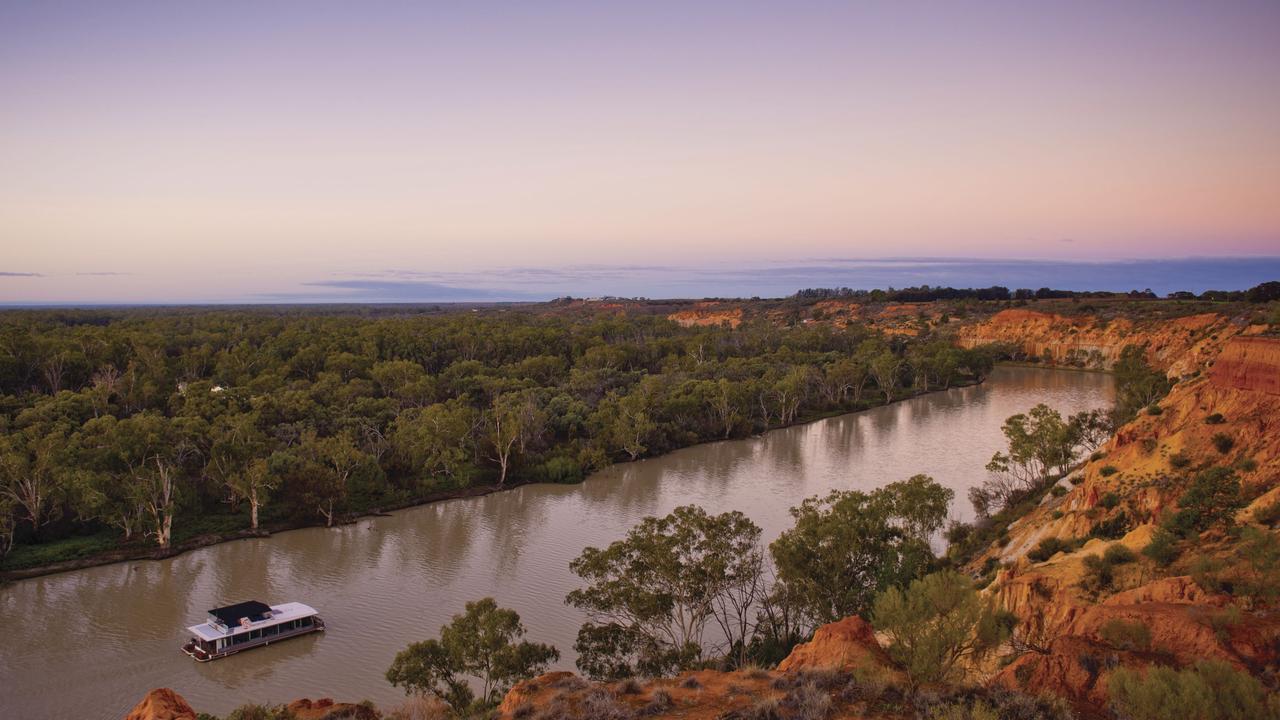 Headings Cliff lookout. Picture: SATC-Adam Bruzzone