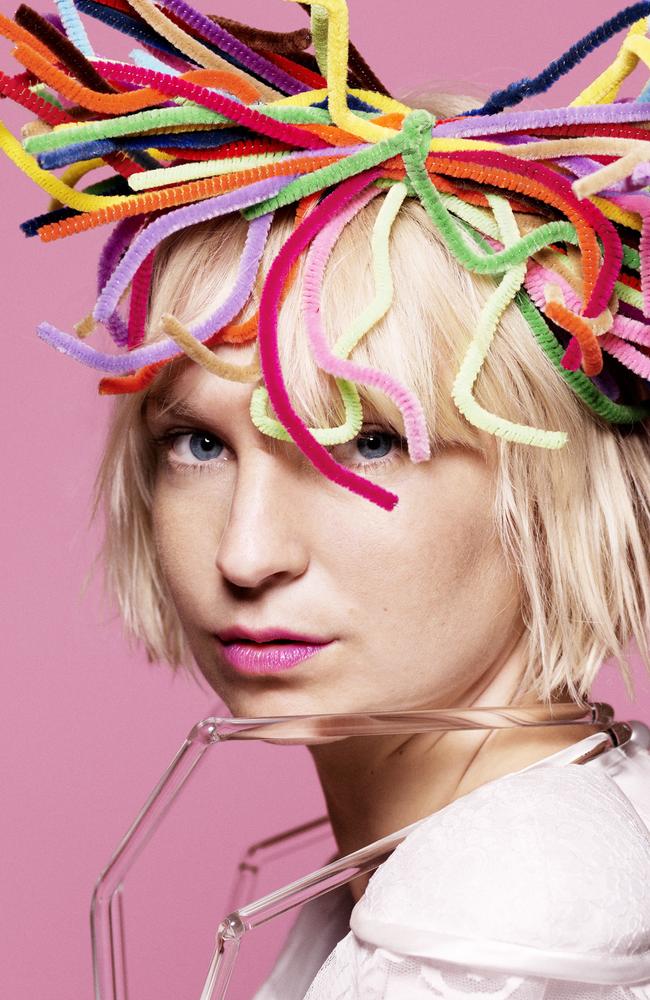 Sia Furler has a lot more musical talent than the writer. But she also sounds pretty good on the Sonos speaker.