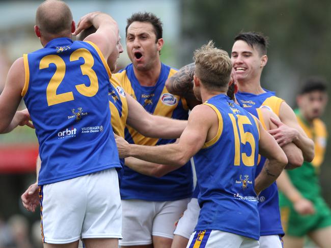 S12WT935. WRFL Division 1 Grand Final.  Spotswood V Deer Park. At Avalon Oval, werribee. Spotswood lost by one point.