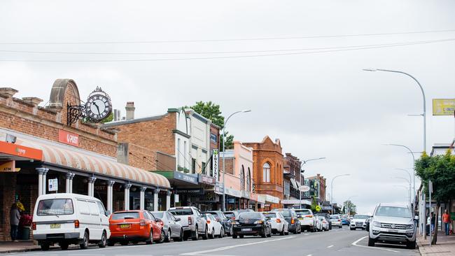 Bowral’s main street has been quiet since the imposition of stay-at-home orders. Picture: Wesley Lonergan