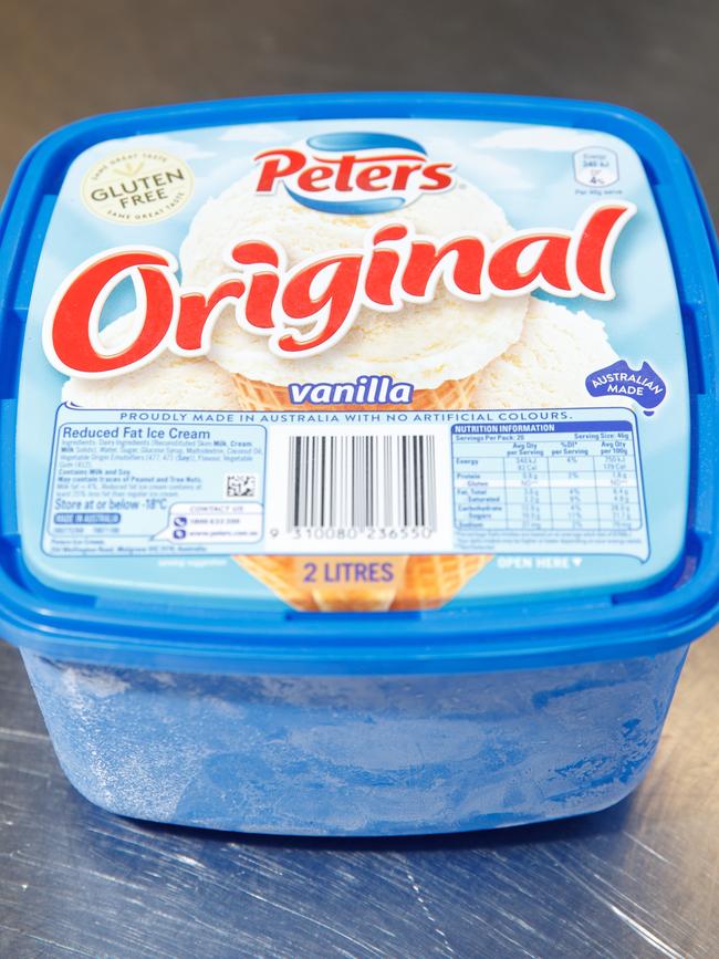 1/2/19 Source SA Cover The vanilla ice-creams - our panel tastes all the supermarket tubs. Peters Original. Picture MATT TURNER.