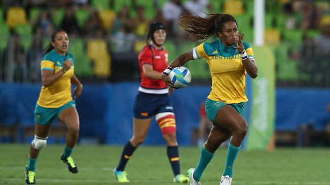 Ellia Green carries the ball against Spain during the quarter-final.