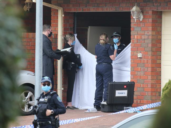 Father kills son in West Lakes murder-suicide