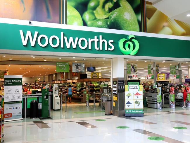 Woolworths Calamvale North in Calamvale Central Shopping Centre between 11am - noon, were the locations where the Covid positive hotel worker went, on Thursday January 7th 2021 - Photo Steve Pohlner