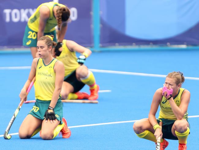 Aussie hockey set for huge shift as clean-out continues