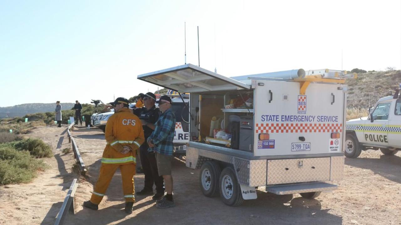 Emergency services and police resumed the search on Wednesday morning. Picture: Andrew Brooks