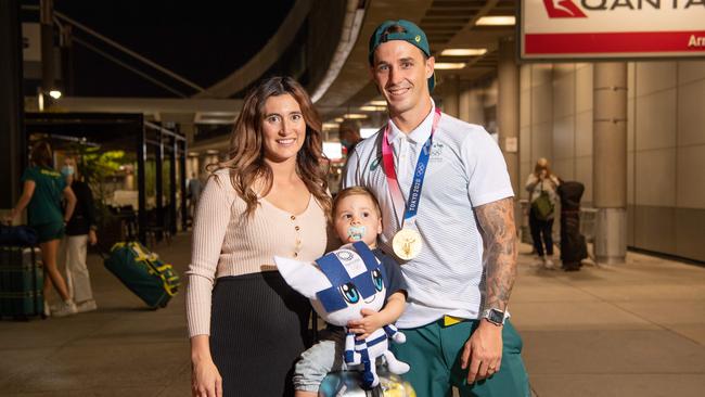 Logan Martin with wife Kimberly and son Noah. Picture: Brad Fleet