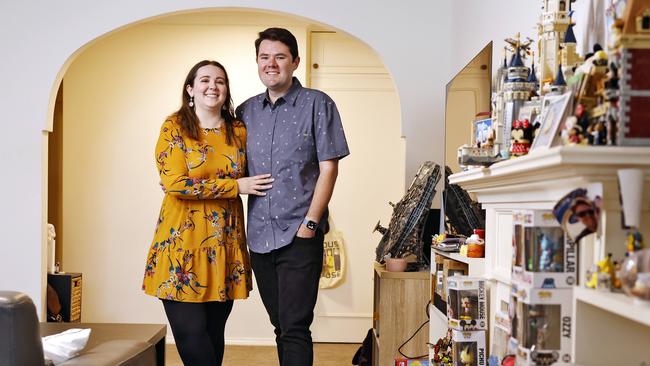 Roseville renters Bobbie and Luke Carroll are eager to get out of the rental market because of rate cuts. Picture: Sam Ruttyn