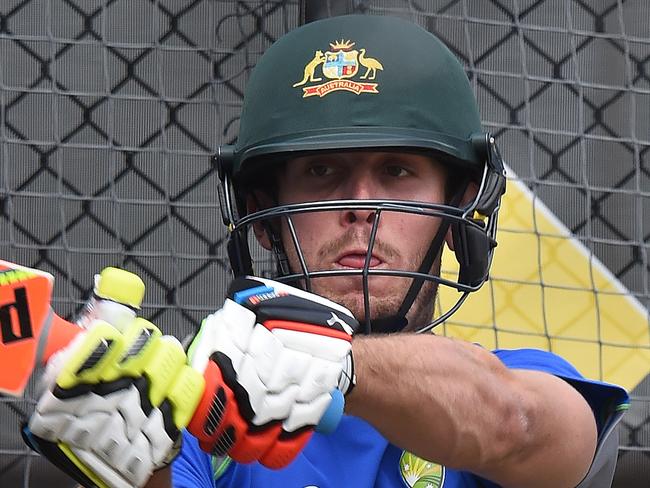 Mitchell Marsh bats in the nets during the Australian team training session at Bellerive Oval in Hobart, Friday, Nov. 11, 2016. Australia play South Africa in the second Test match tomorrow. (AAP Image/Dave Hunt) NO ARCHIVING, EDITORIAL USE ONLY, IMAGES TO BE USED FOR NEWS REPORTING PURPOSES ONLY, NO COMMERCIAL USE WHATSOEVER, NO USE IN BOOKS WITHOUT PRIOR WRITTEN CONSENT FROM AAP