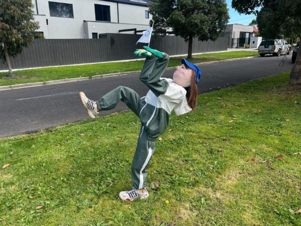 A statue of Raygun in Victoria. Photo: 7 NEWS