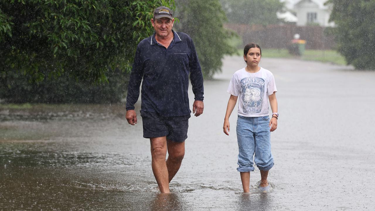 More flash flooding, river rises for soggy North Queensland